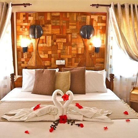 Calou Guest House La Digue Bagian luar foto