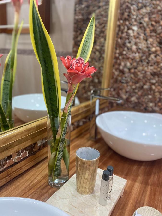 Calou Guest House La Digue Bagian luar foto