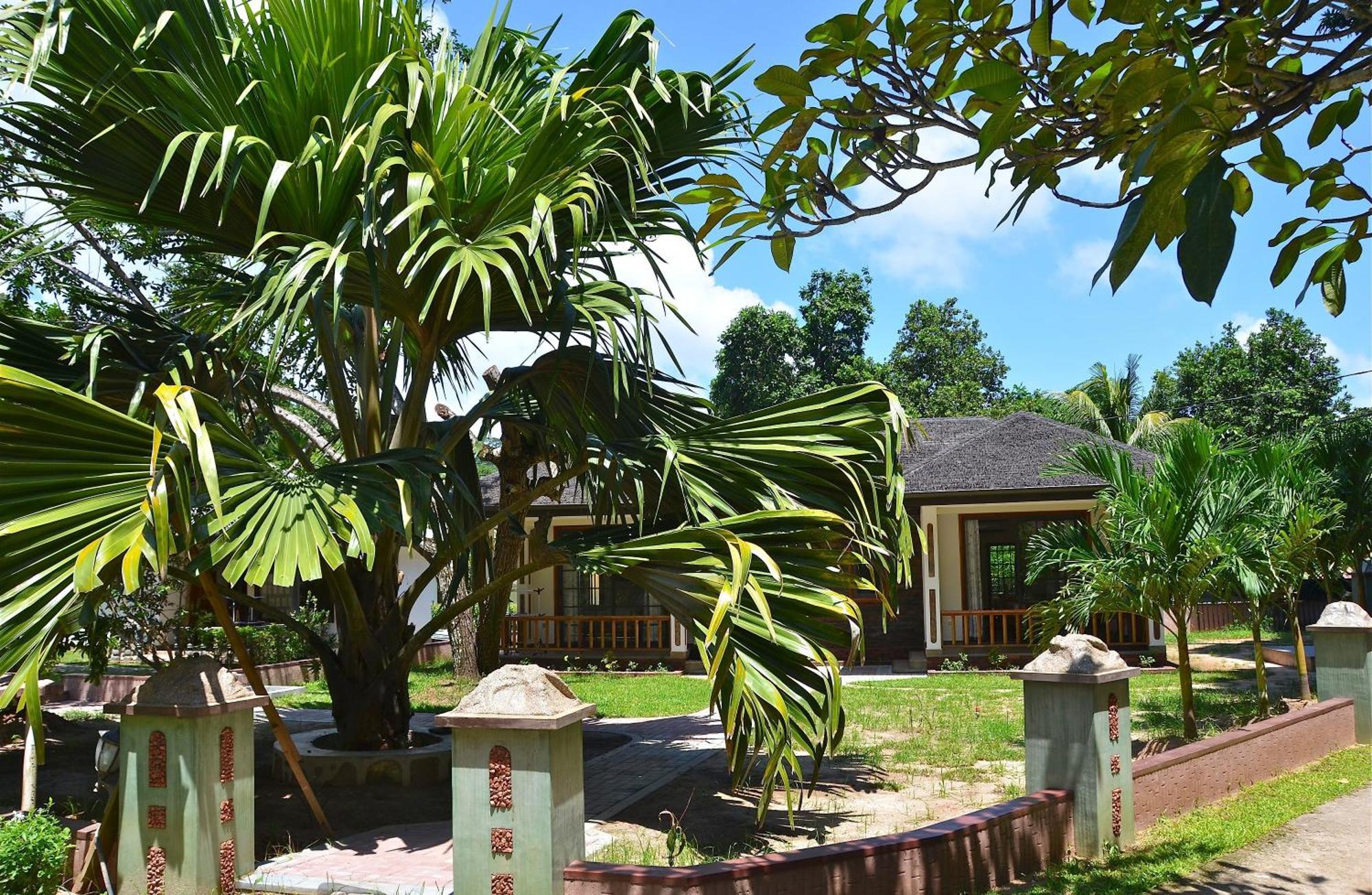 Calou Guest House La Digue Bagian luar foto