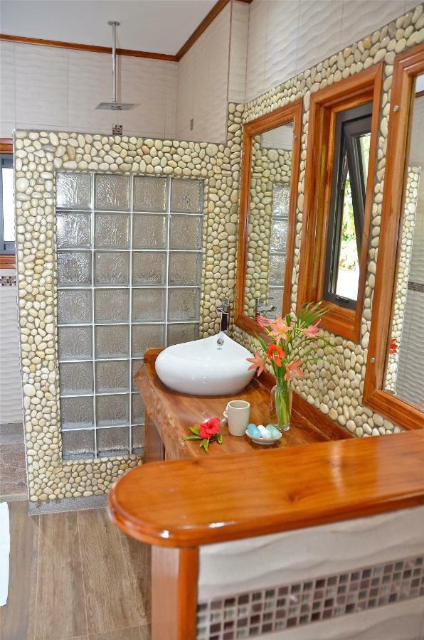 Calou Guest House La Digue Bagian luar foto